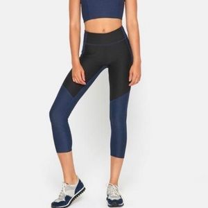 Outdoor Voices Two-Toned Cropped Leggings